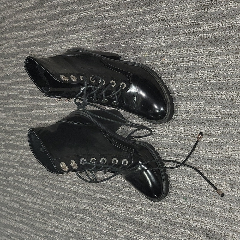 So Me Size 6 Heeled Boots